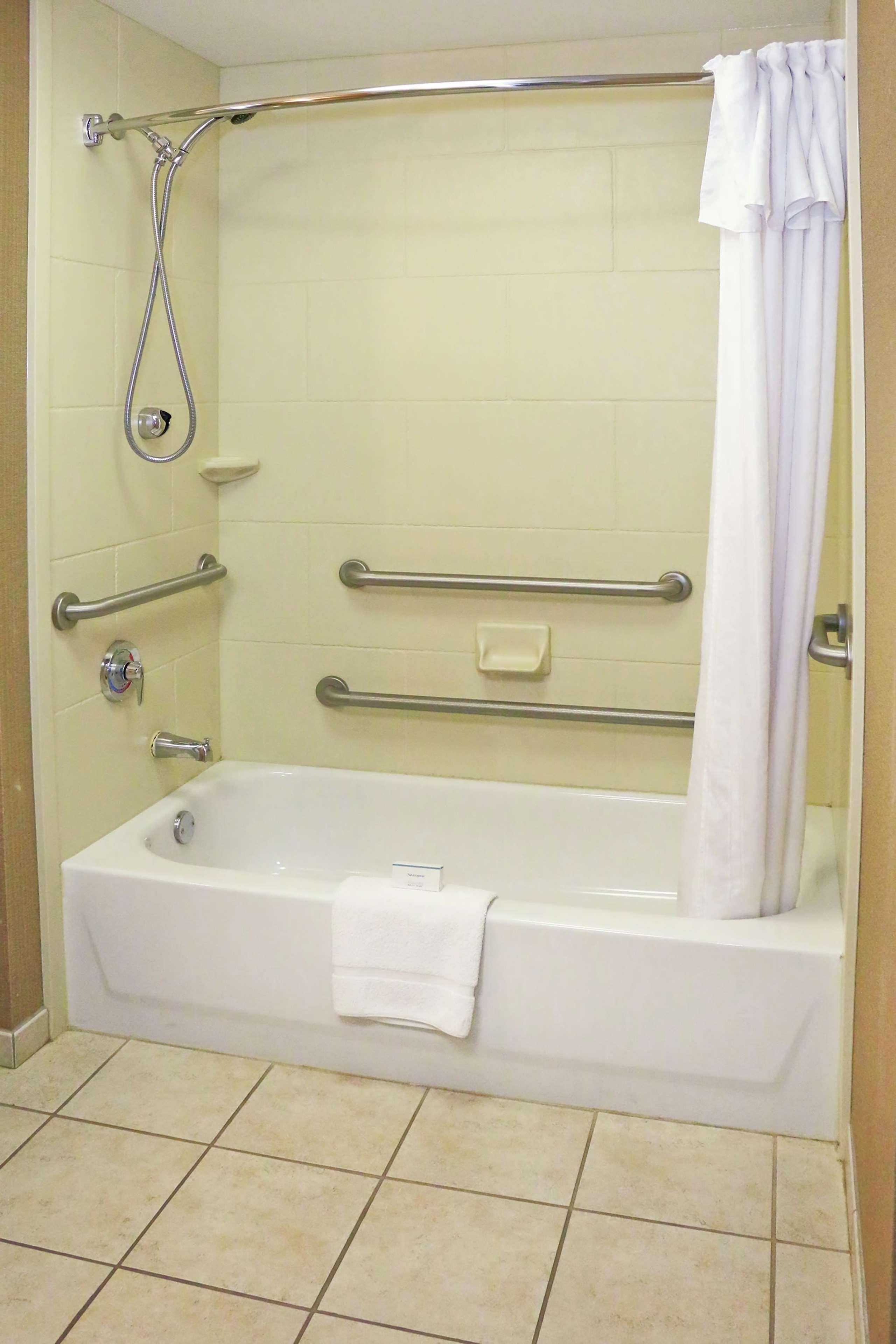 Homewood Suites By Hilton St. Louis - Galleria Richmond Heights Bagian luar foto