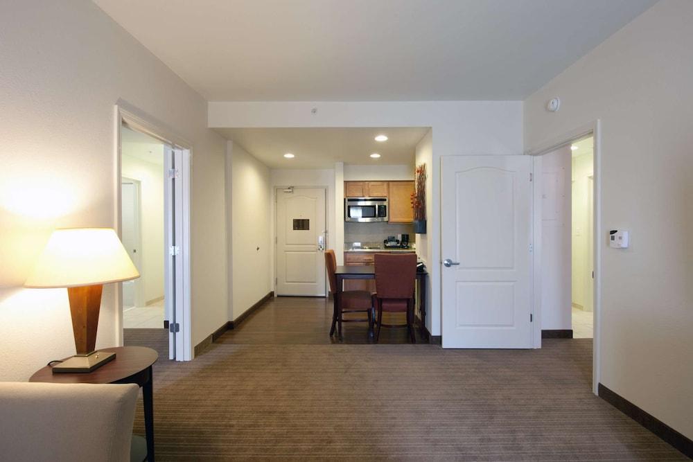 Homewood Suites By Hilton St. Louis - Galleria Richmond Heights Bagian luar foto